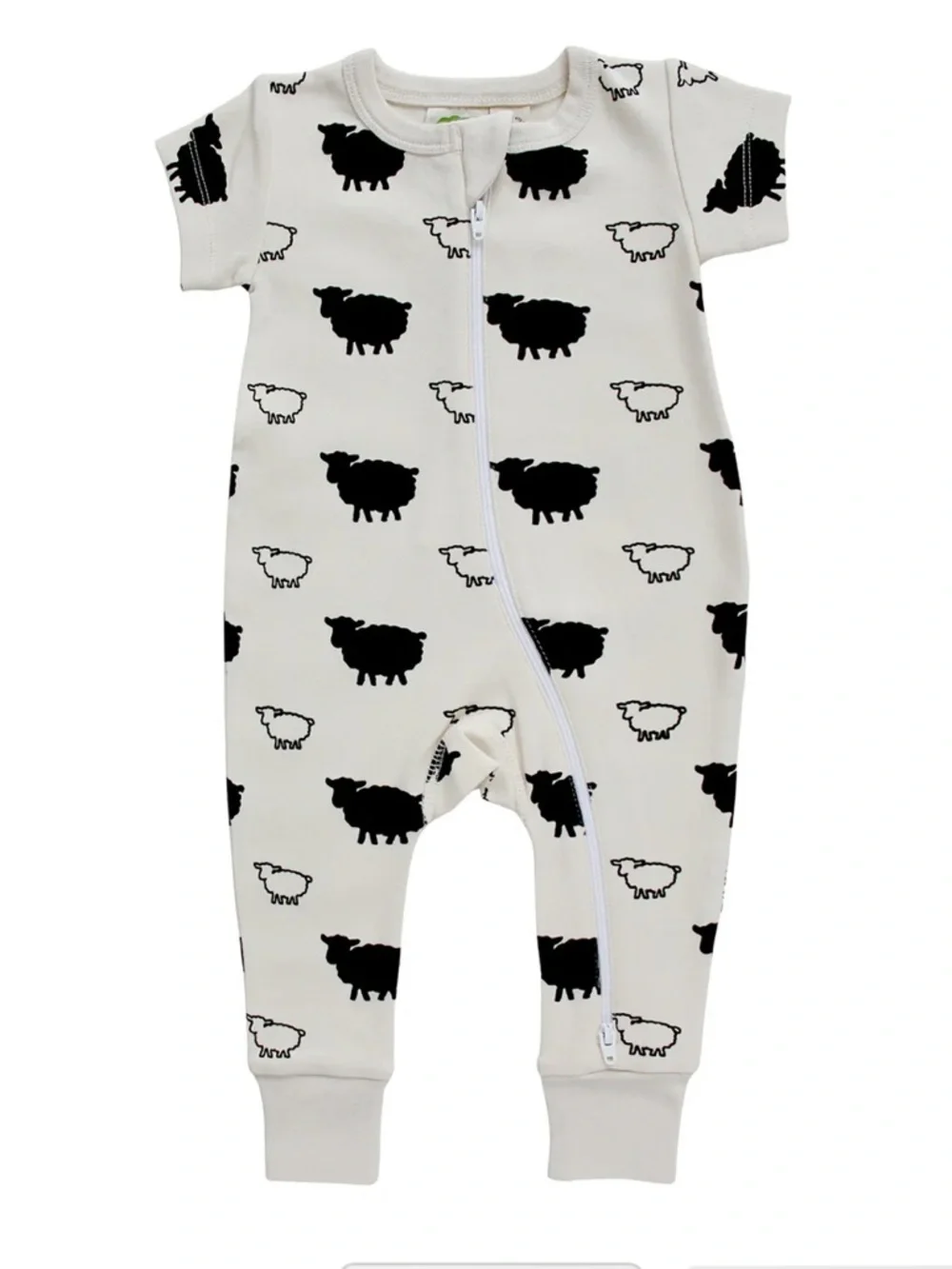 Parade cream short